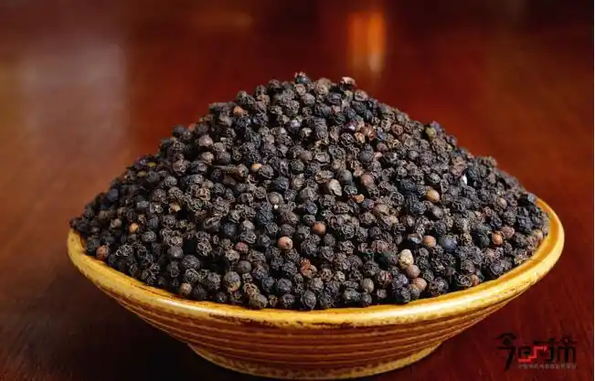 中药材黑胡椒图片