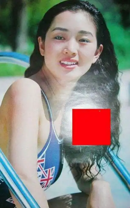 组图:巩俐80年代青涩泳装挂历曝光