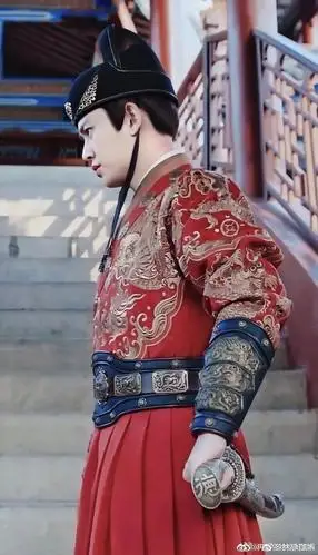 锦衣之下 陆绎/任嘉伦