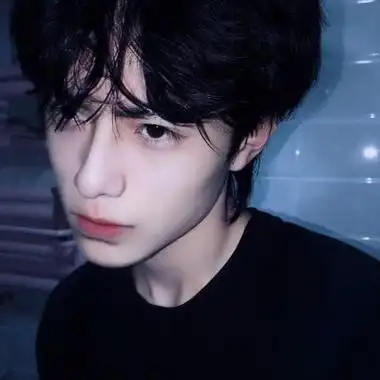 男生头像图片高冷de气质男生头像好看的男生头像高冷真人超拽炫酷霸气