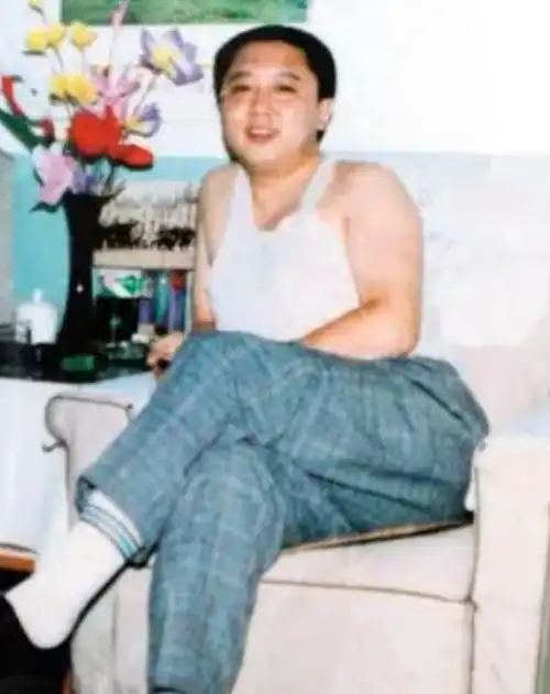 于谦这娃儿小时候皮得很,学习这条路怕是走不通哦.