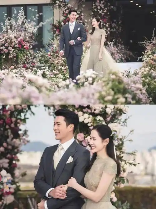 玄彬孙艺珍公园甜蜜带娃,专注眼神尽显宠溺,情侣拖鞋秀恩爱细节