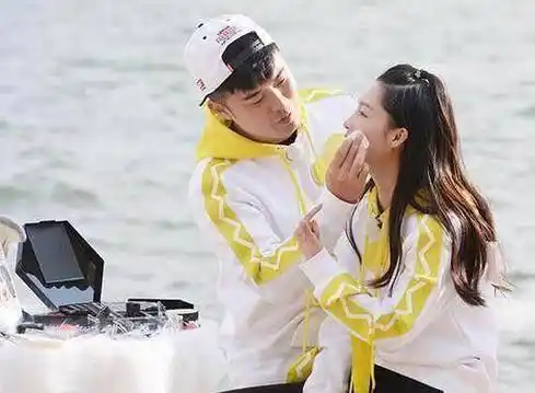 《奔跑吧》今日看点,鹿晗将迪丽热巴化妆成武媚娘!