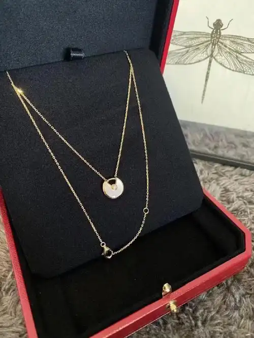 卡地亚白贝母护身符项链白色寓意是守护