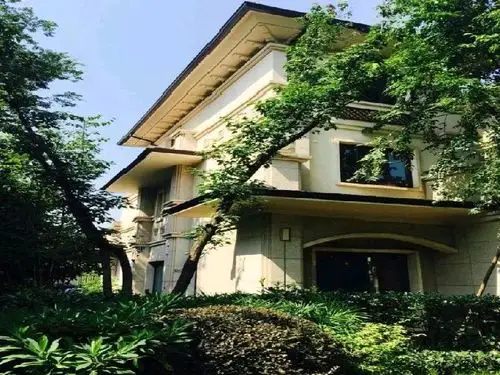 北碚区城南新区 龙湖紫云台一组团 别墅330万