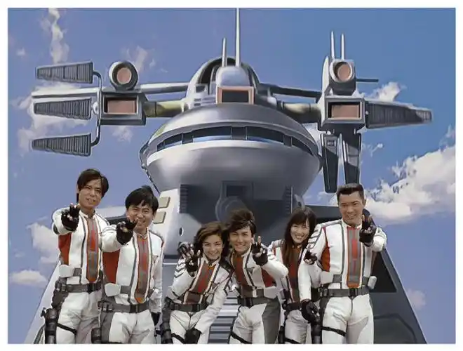 胜利队/guts全员大结局合照!