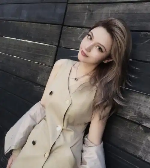 周扬青私服这么美 难怪罗志祥喜欢她!_单品