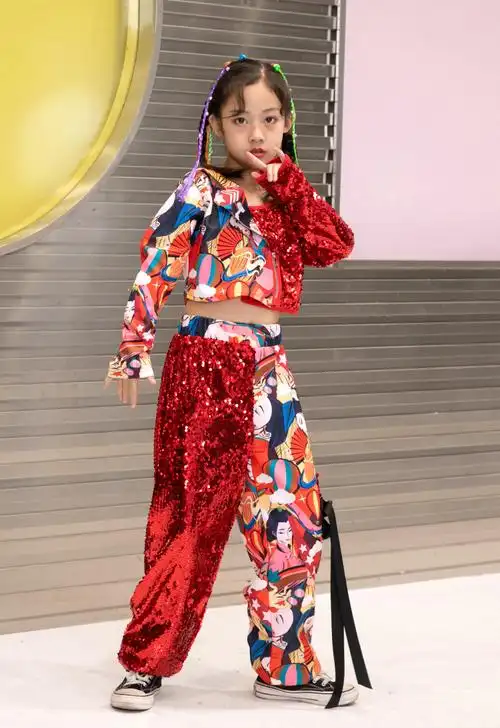 儿童爵士舞表演服装t台女童套装酷衣服夏 女孩亮片演出服走秀潮装