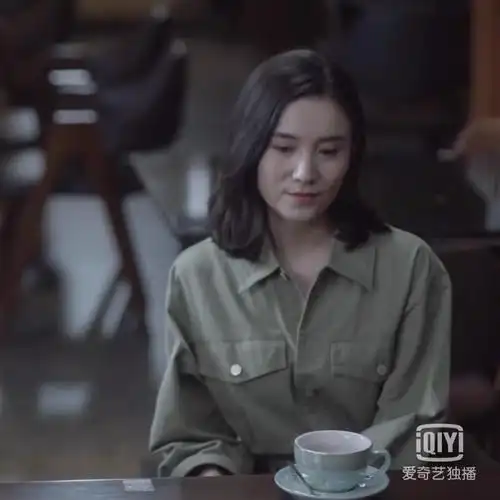 小舍得南俪宋佳同款绿色长袖连体裤宽松显瘦工装连衣短裤夏新款潮