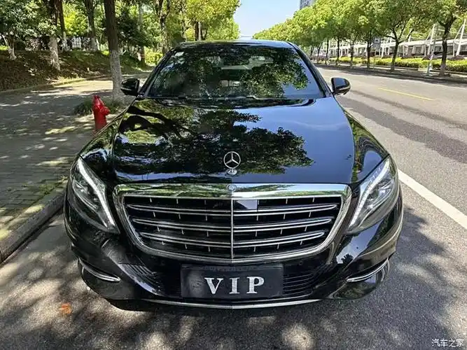 迈巴赫s400四驱,2015年8月上牌,实表11.