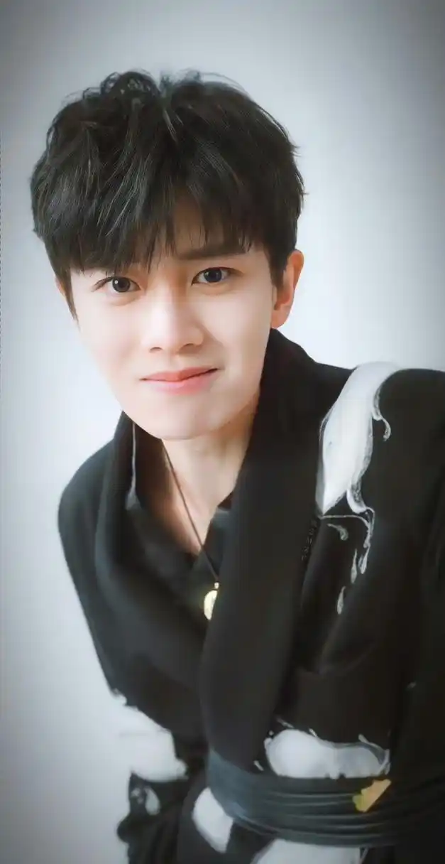 任嘉伦# 你是世间最可爱的小星星