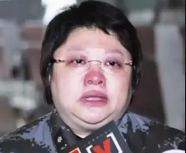 太心疼!韩红近照身形消瘦惹人忧,曾生病拒绝去医院做检查