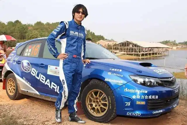 从头文字d看如何在我国成为一名职业赛车手