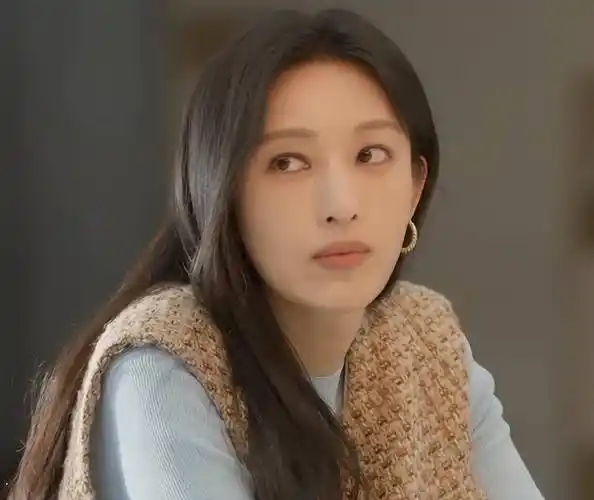 毛晓彤甜美可爱,张俪知性高冷,《心想事成》女性选角真不错啊