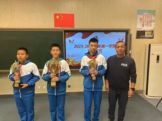 逐梦绿茵点亮梦想记北大附中石景山学校第七届足球比赛圆满结束