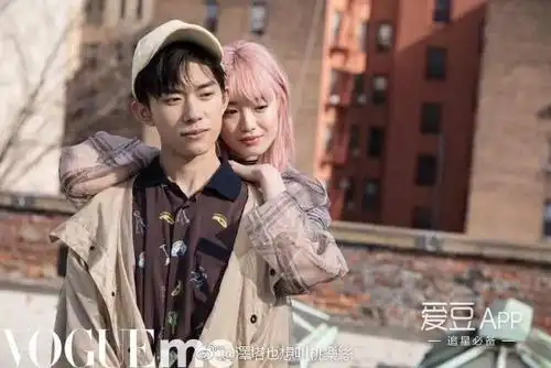 [易烊千玺][分享]180405 粉丝脑洞大开 脑补易烊千玺相遇相恋结婚生子