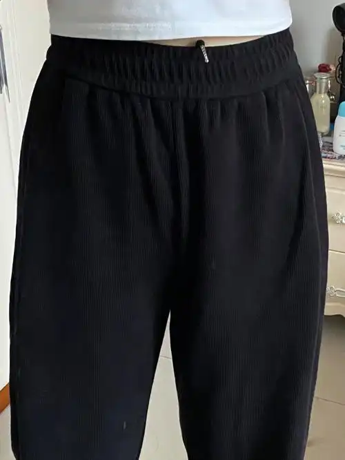 黑色运动裤永远的神