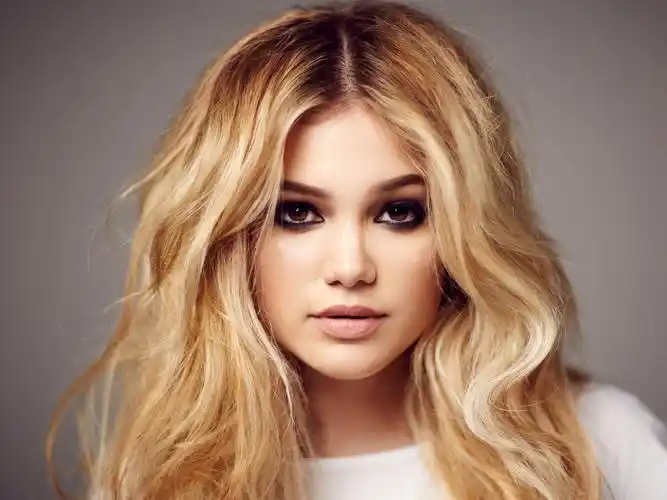 奥利维亚·霍尔特美国女演员 2016-名人海报高清壁纸