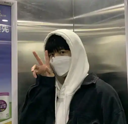 qq头像大全66张戴口罩帅气男生头像