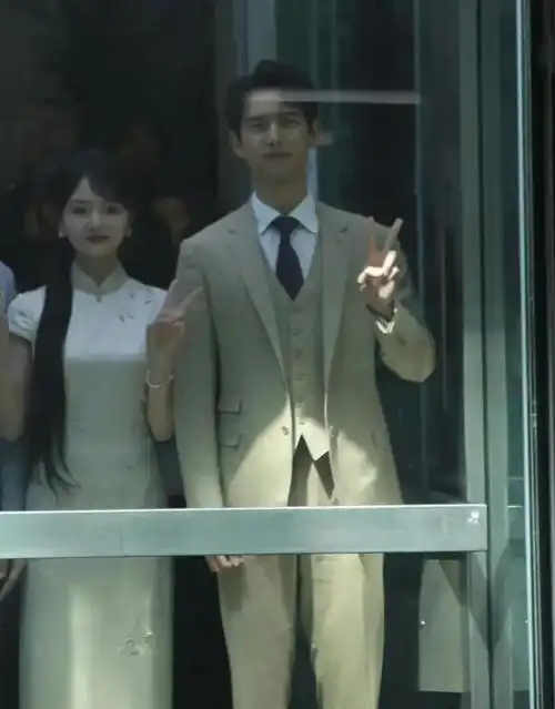 马伊琍发型被嘲,刘雯干瘦,李现翻红帅气养眼|孙俪|杨紫|女明星|刘雯