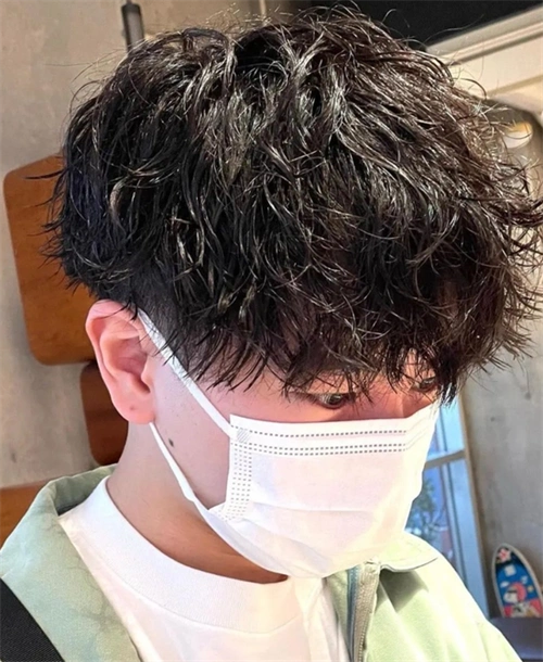 日杂男生短烫发 帅气定位烫纹理烫_男生烫发 - 美发站