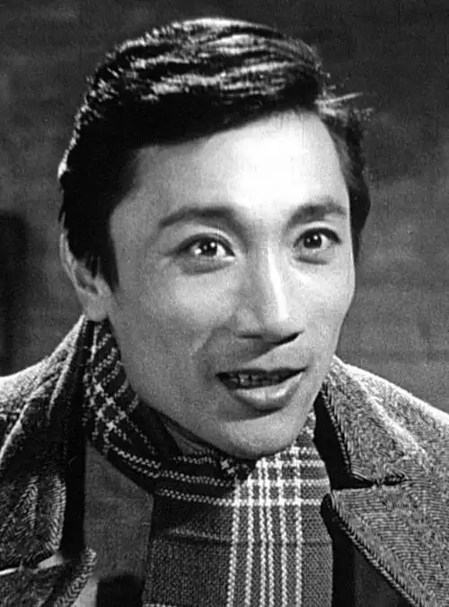 电影背后的故事:珠江电影制片厂的经典电影《大浪淘沙》