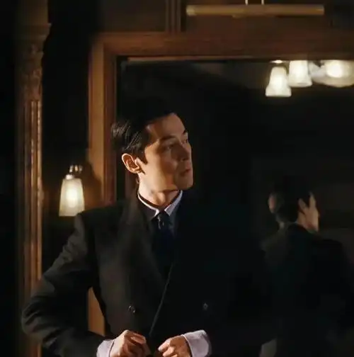 《繁花》彻底爆了!胡歌西装火了,观众打爆裁缝铺电话