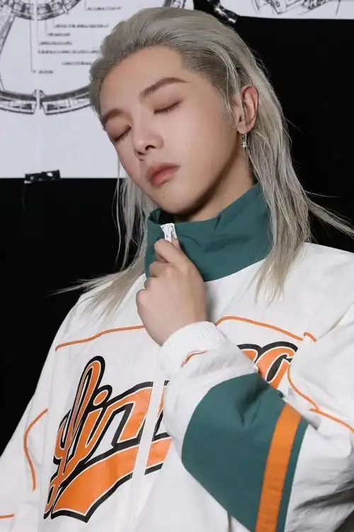 "十辰于"又回来了,华晨宇短发造型被赞阳刚,短发造型又a又酷