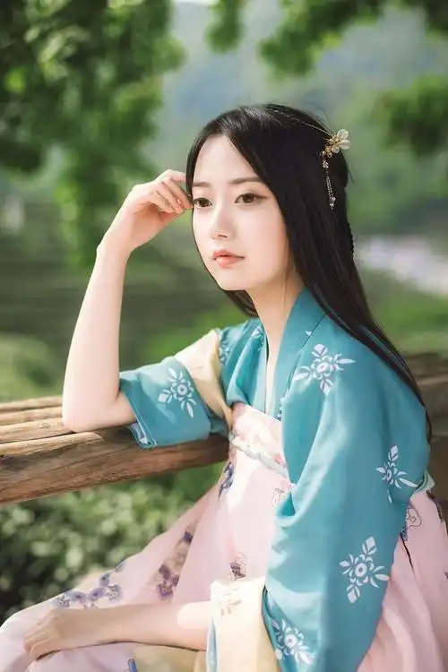 退伍34年,今年是第九次战友聚会,每人1300元,最后只来6名战友|张也|老