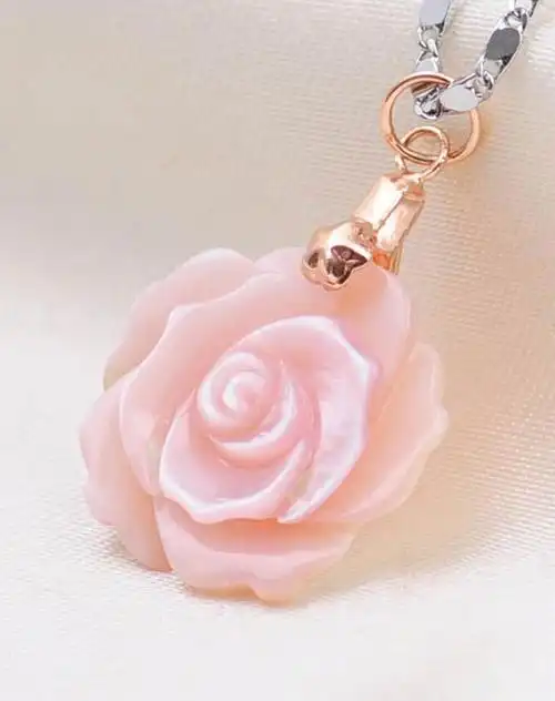 926银天然粉色贝壳花项链(附证书)