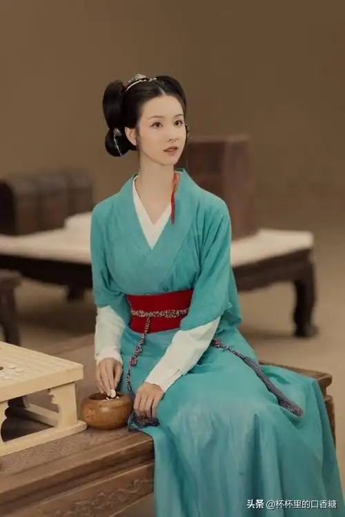 杨幂古装最好看的5张图(女星戏外古造型)(24)