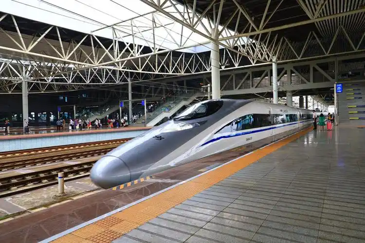 和谐号复兴号动感号高铁