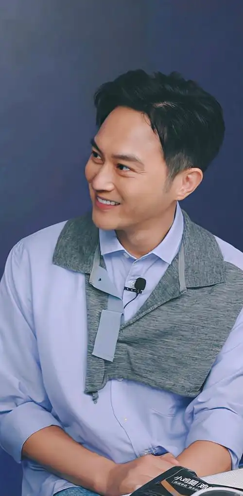 求张智霖高清图当壁纸用