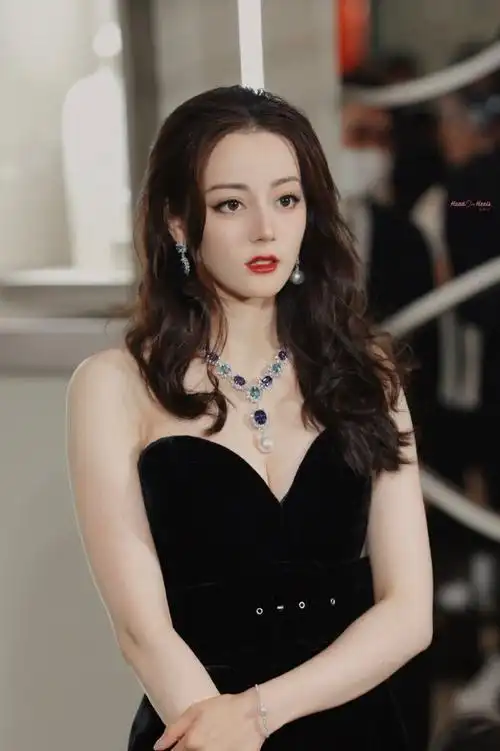 迪丽热巴
