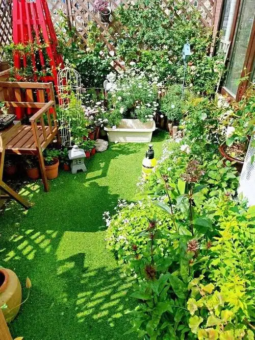 屋顶花园设计实景图20平米,20㎡的小露台,圆了我的花园梦,每日下班