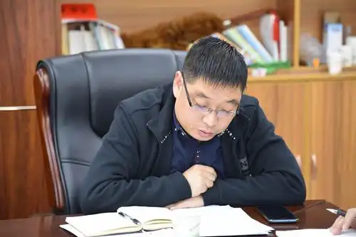 严标准 强责任 补短板 促提升——淇县召开主题教育领导小组办公室第