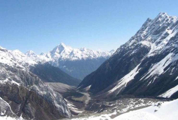 多雄拉山口,嘎隆拉雪山,鲁朗花海牧场,西藏林芝高原雪山,湖泊