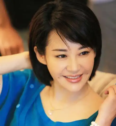 许晴49岁生日直播,网友截图素颜美照,冻龄美颜的她惹人羡慕