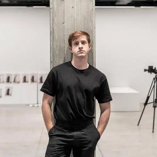 帮bv翻红后创意总监被出局daniellee那我走