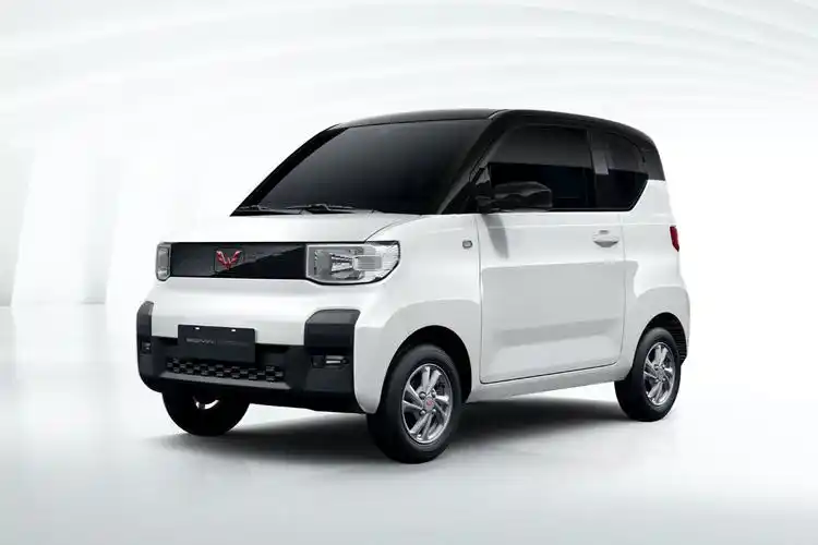 外形呆萌的小型电动车,五菱宏光mini ev