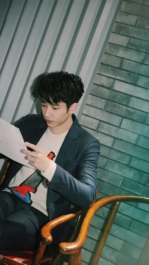 刘以豪好a一男的