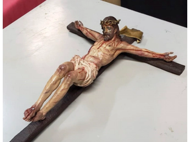 见证| 看西班牙艺术家用3d数字化技术抚平马拉加基督的八十年"断足之