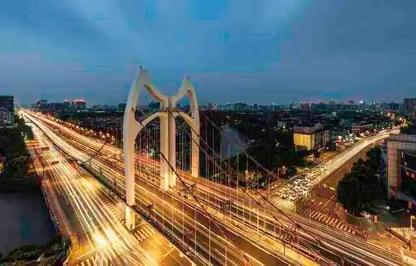 30个世界第一成都逆袭全球第一九环城市2300亿建起交通巨无霸