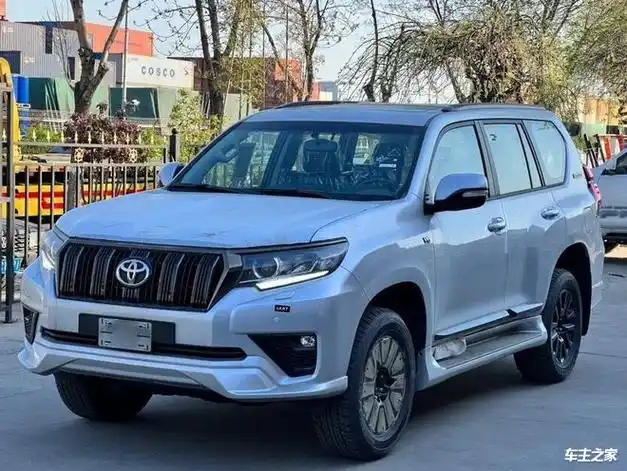 23款丰田霸道4000港口现车50余万现车售全国支持零首付