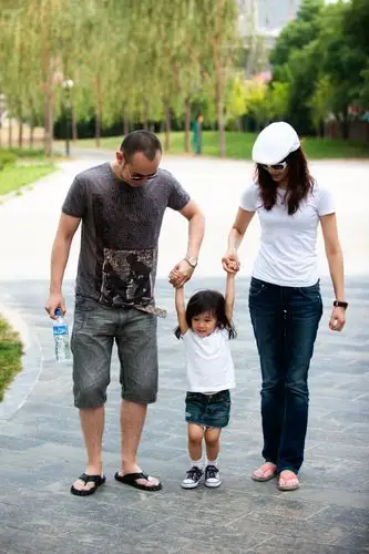 嘉嘉2岁5个月_2011-6-6上传图片_paopaotang333的相册_poco空间_poco