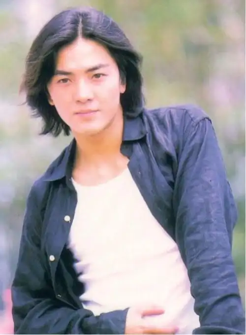 郑伊健资产过亿,有钱有颜为什么还丁克?原因你可能想不到