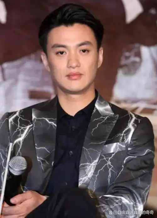 周一围:身高与气质的双重魅力