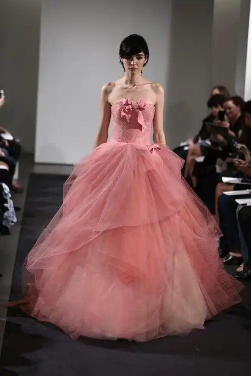 【2014婚纱时装周】vera wang王薇薇2.