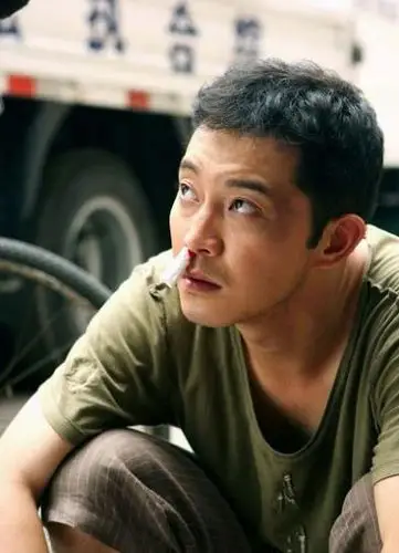 电影《欲望陷阱》热拍 沙溢出演倒霉律师(图)