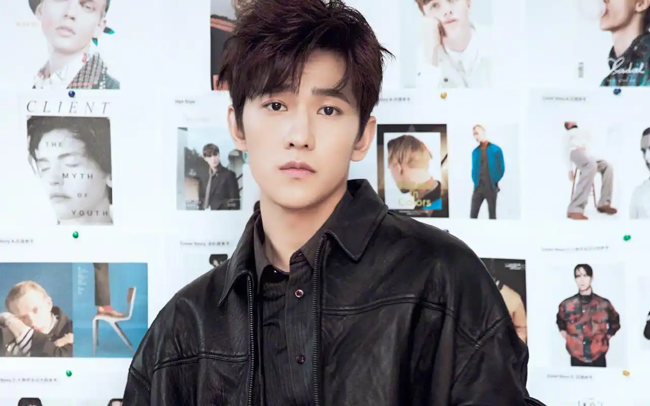 最新杨洋时尚宽屏壁纸撩动少女心的杨洋